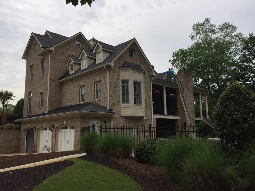 Slide of L&M Construction