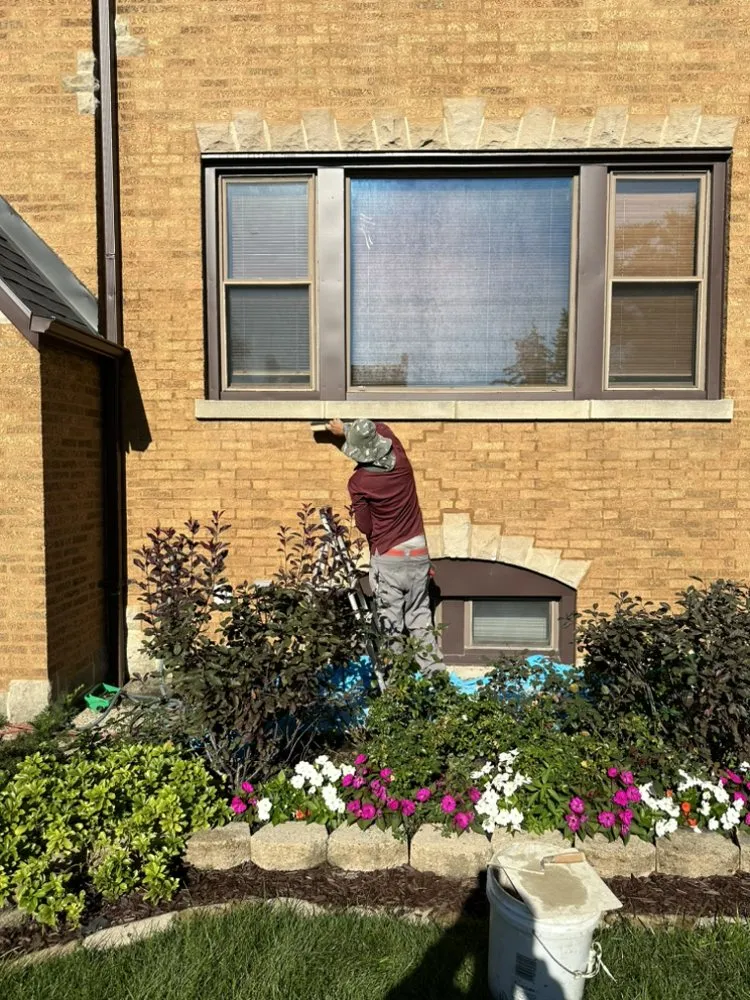 Slide of L&M Exterior Construction