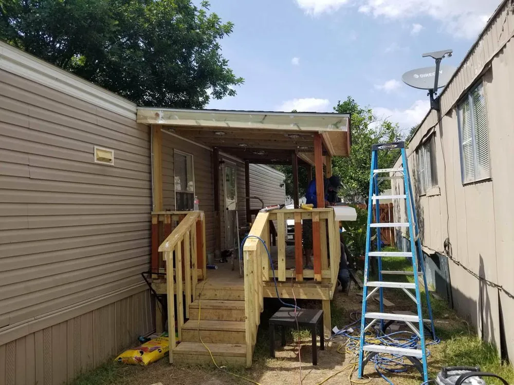 Slide of LM General Contractors