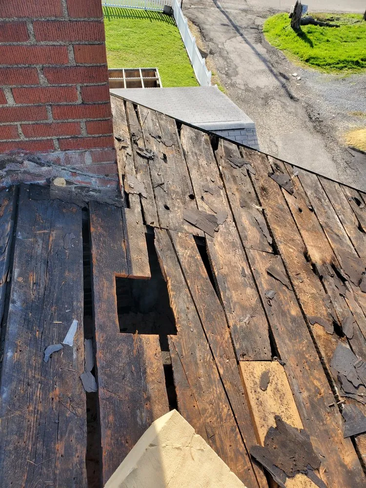 Slide of L&M Remodeling and Roofing