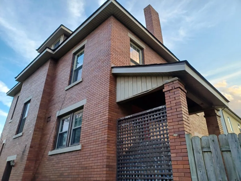 Slide of L&M Remodeling and Roofing