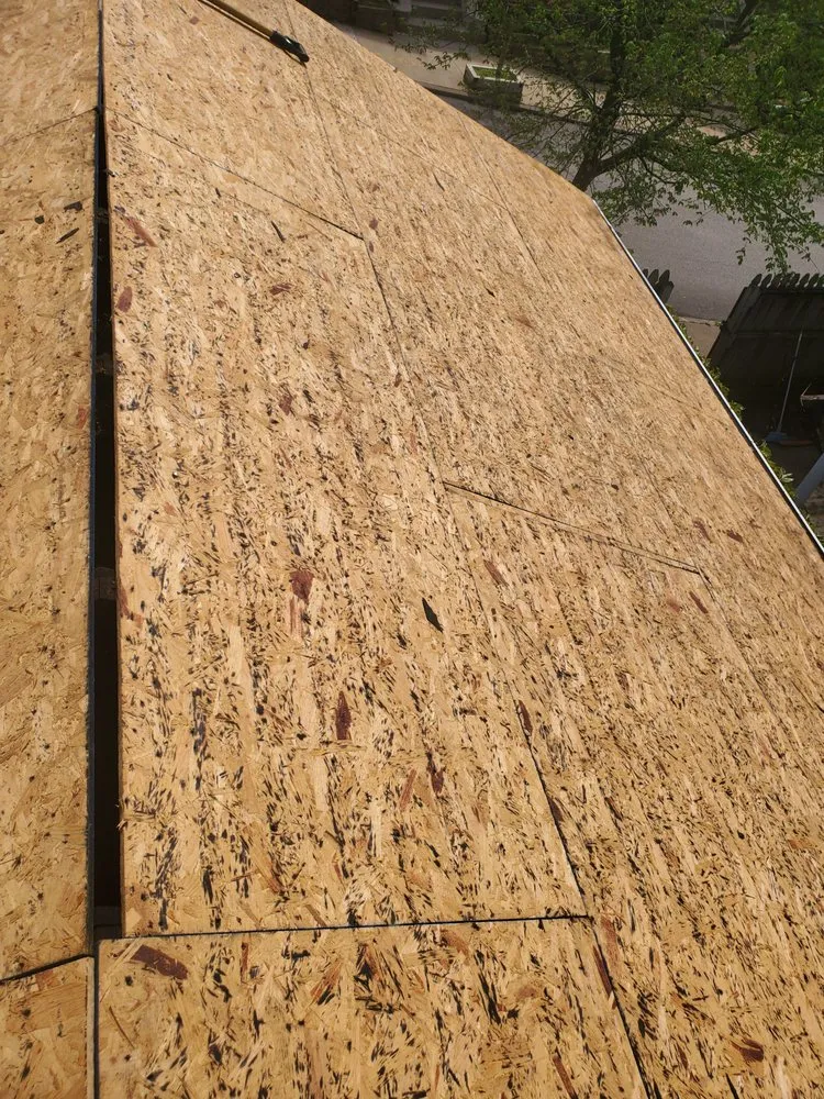 Slide of L&M Remodeling and Roofing