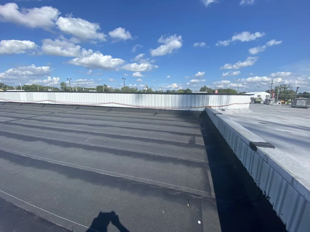 Slide of L.M. Roofing