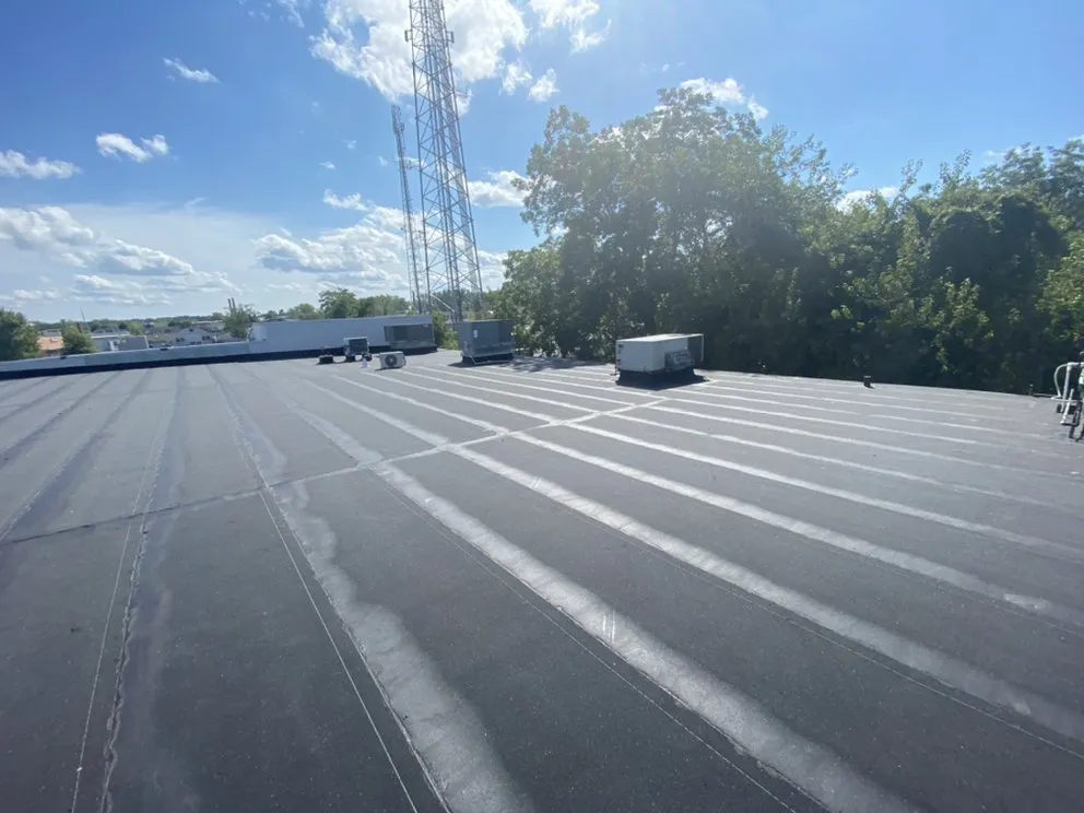 Slide of L.M. Roofing