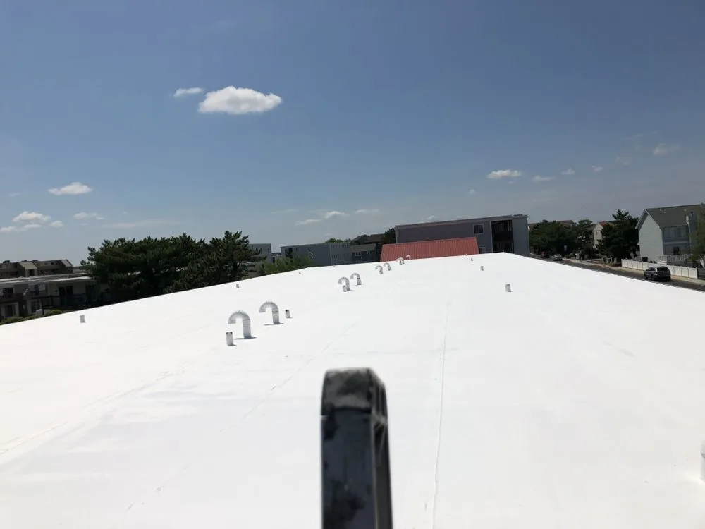 Slide of L.M. Roofing