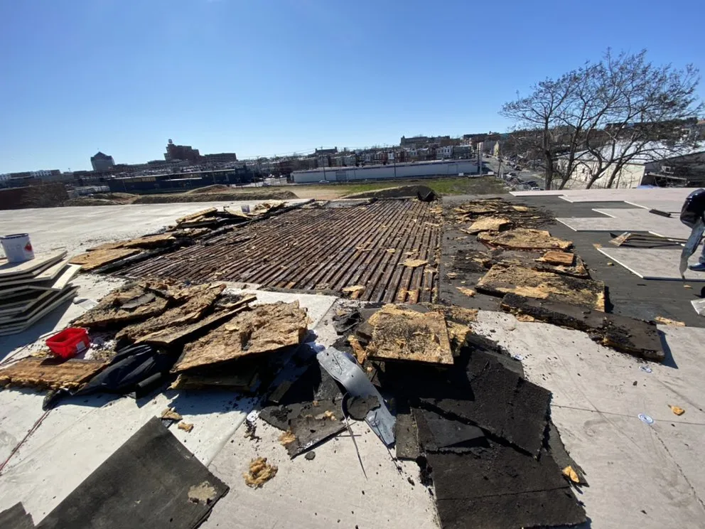 Slide of L.M. Roofing