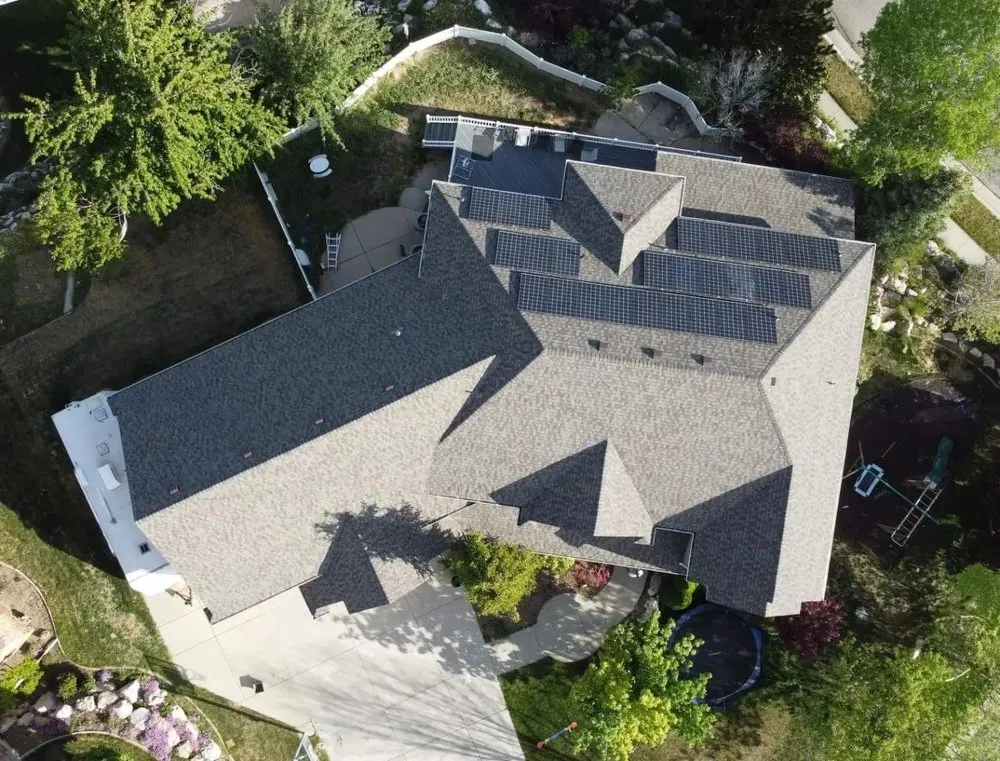 Slide of L&M Roofing