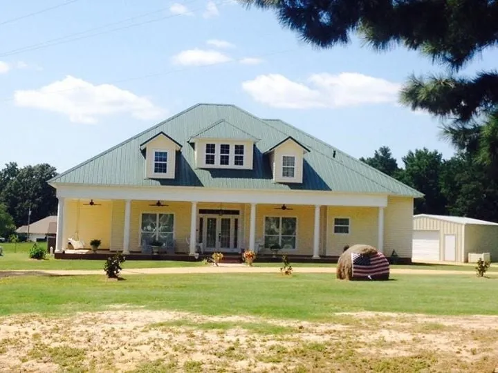 Slide of LMC Roofing & Construction