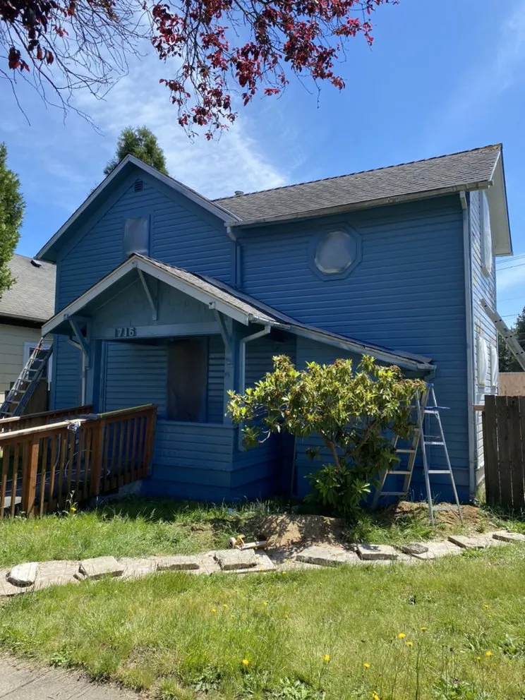 Slide of LMV Contractor Services