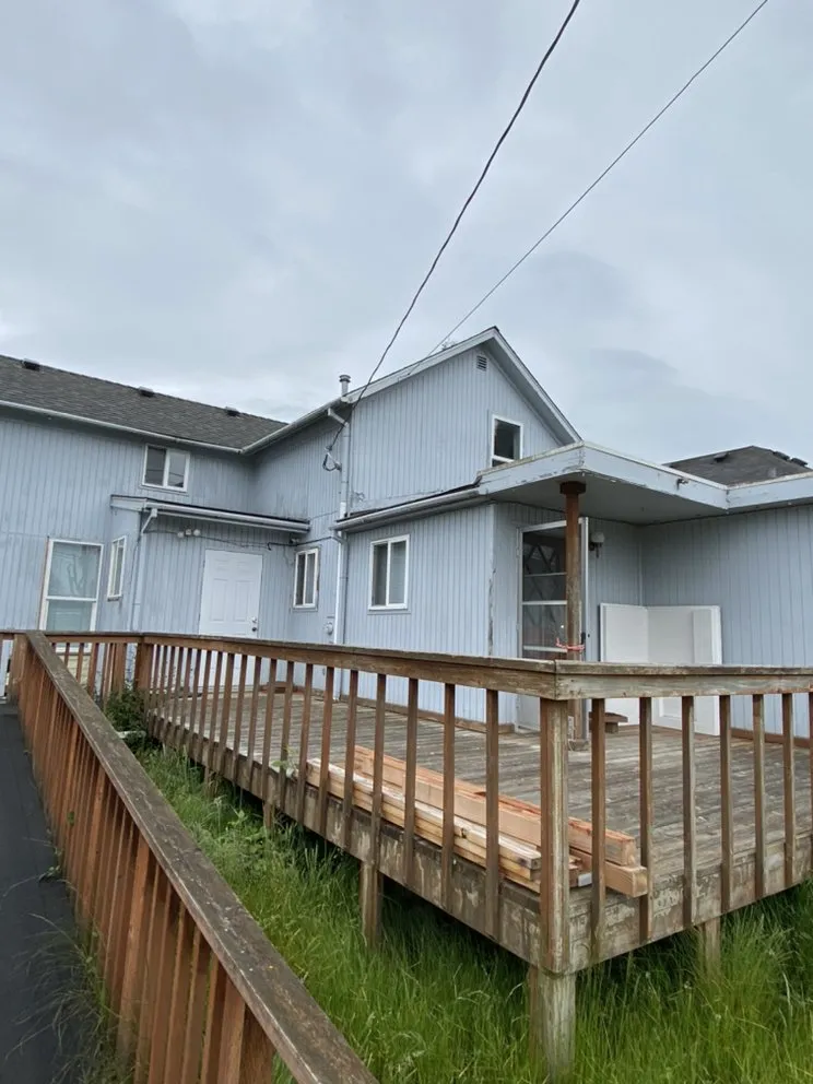 Slide of LMV Contractor Services