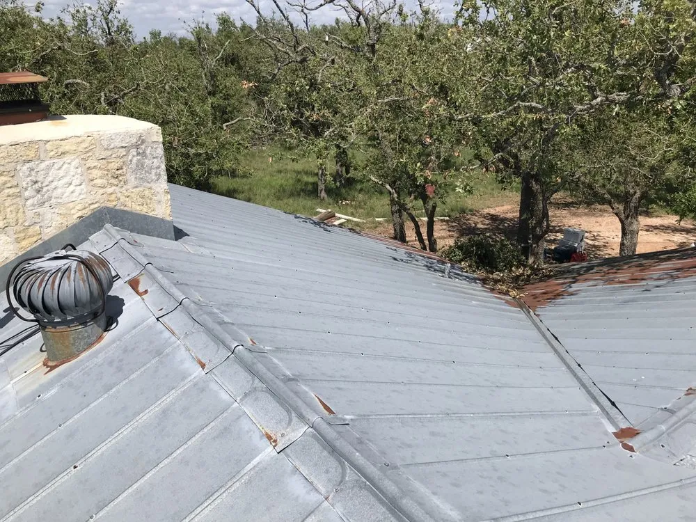Emergency roof leak repair experts serving Bandera, TX - LNF General Contractors