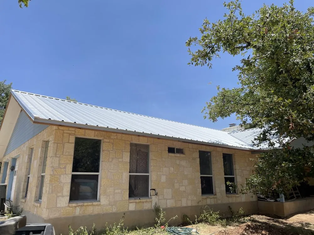Reliable roof installation near you in Bandera, TX by LNF General Contractors