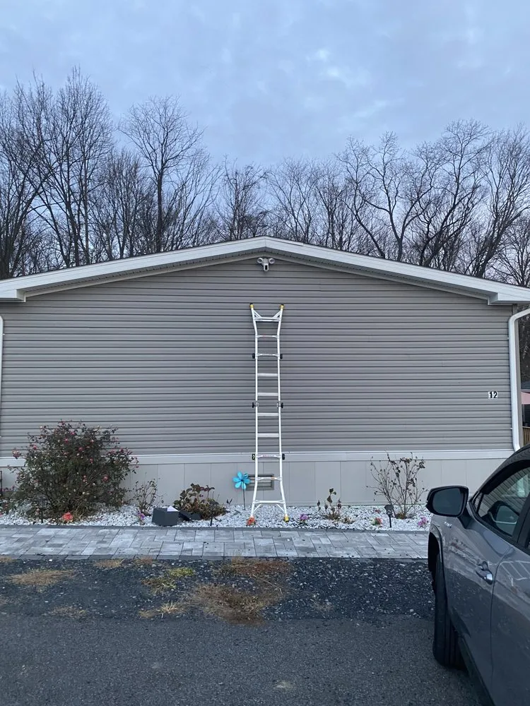 Slide of lnm Landscaping