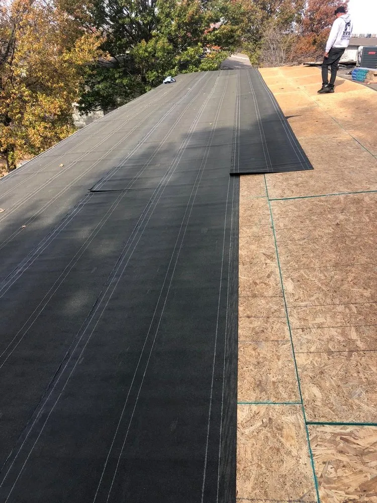 Slide of Lo Alto Roofing