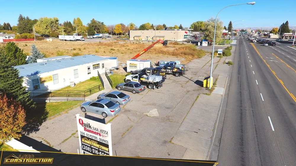 Slide of Lobo Construction