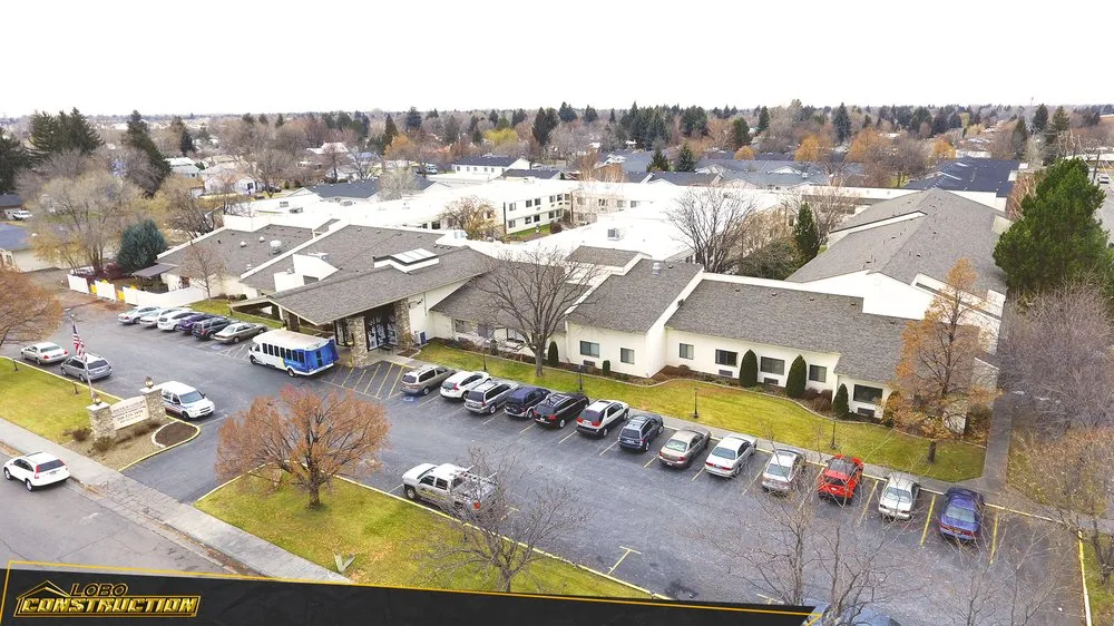 Slide of Lobo Construction