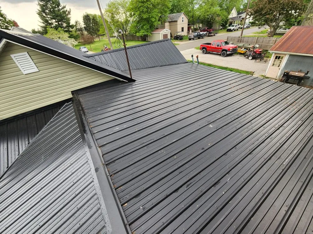 Slide of Lobo Roofing Association