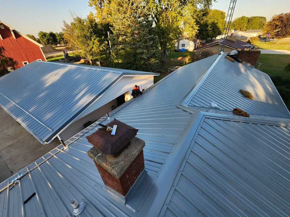 Slide of Lobo Roofing Association