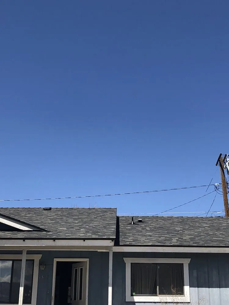 Slide of Lobo Roofing