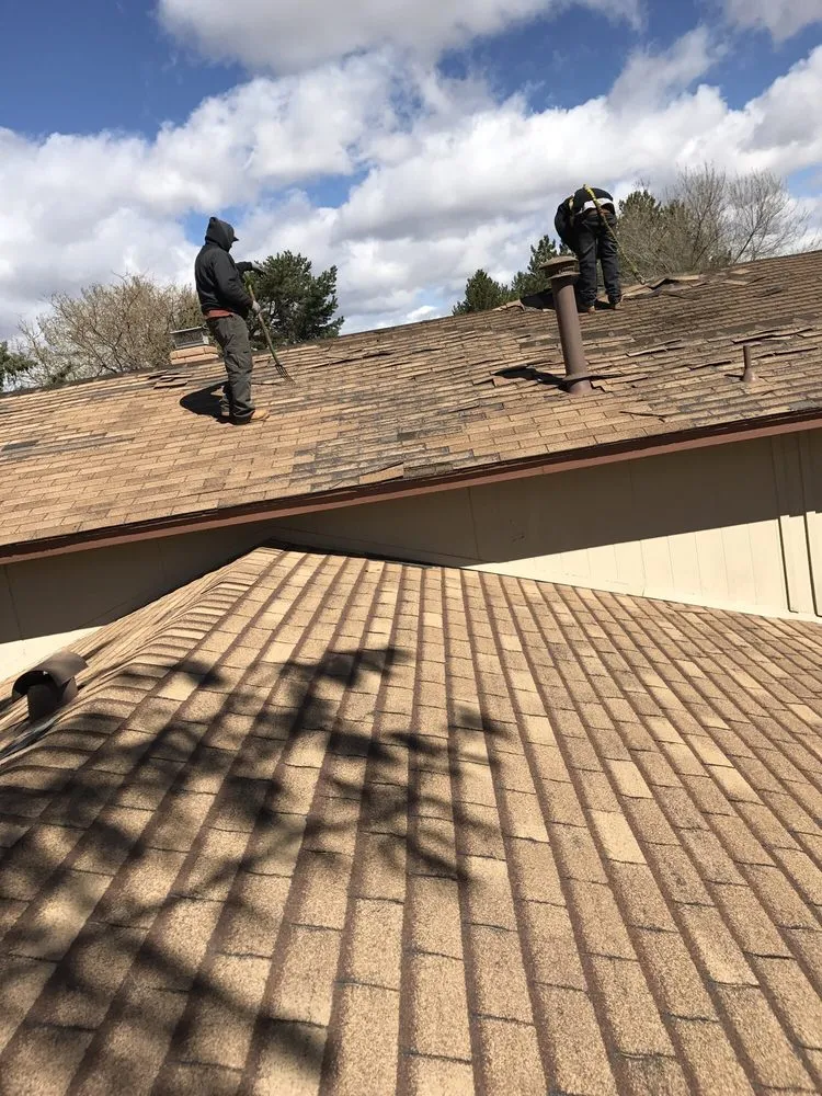 Slide of Lobo Roofing