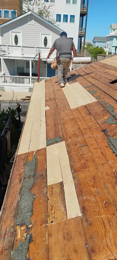 Slide of Lobos Roofing & metal repair