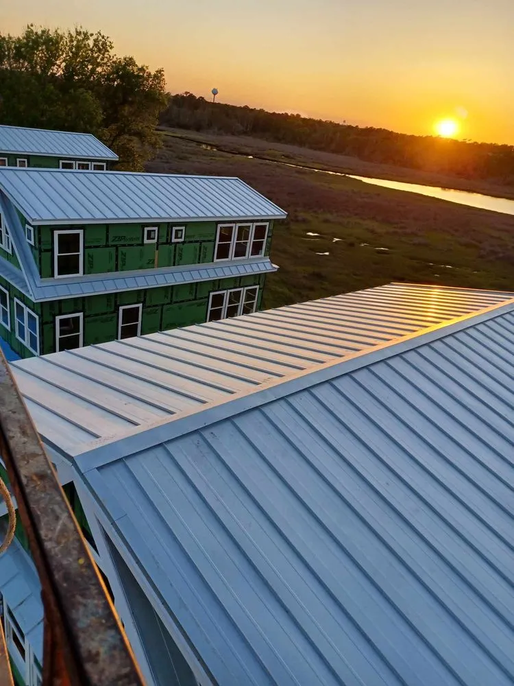 Slide of Lobos Roofing & metal repair
