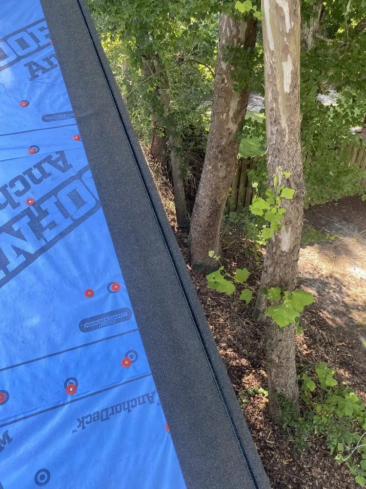 Slide of Lobos Roofing & metal repair