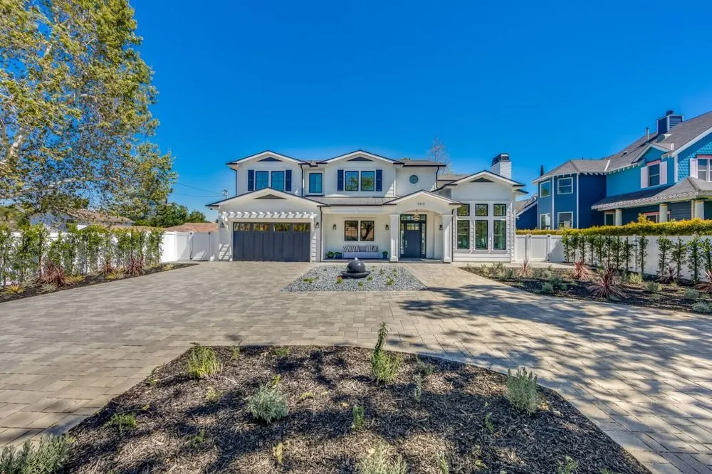 Professional roof installation experts serving Tarzana, CA - Local Affordable Roofer