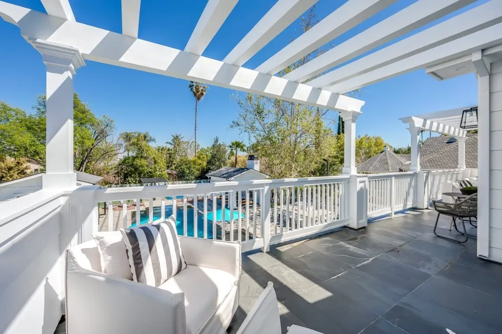 Reliable roof inspection in Tarzana, CA by Local Affordable Roofer