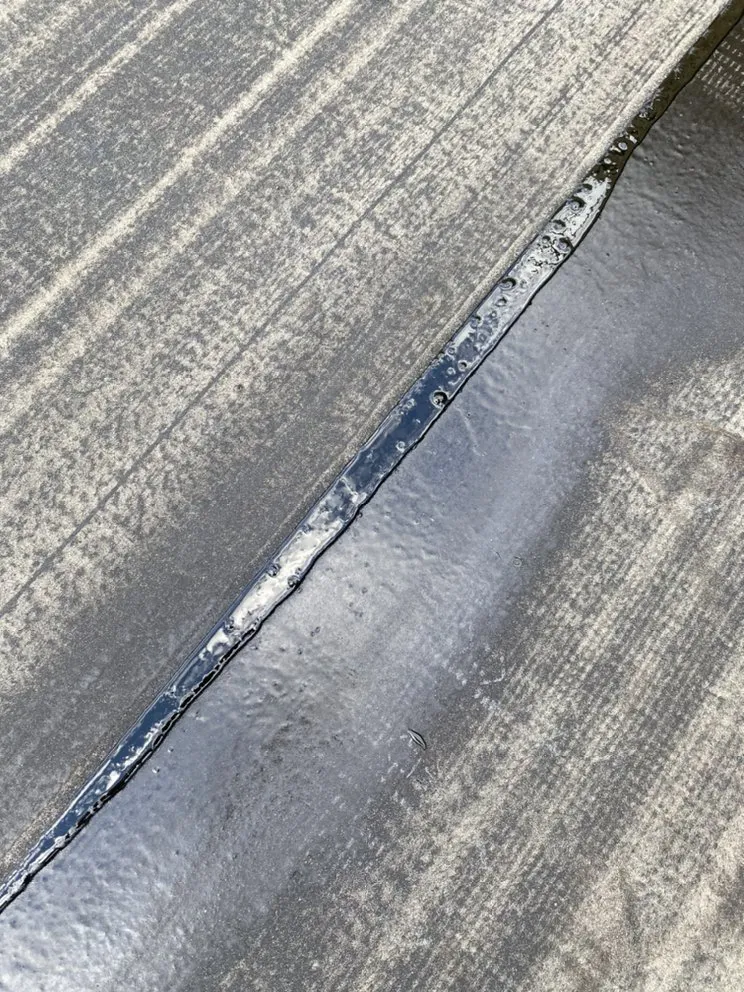 Slide of Local Flat Roof Company