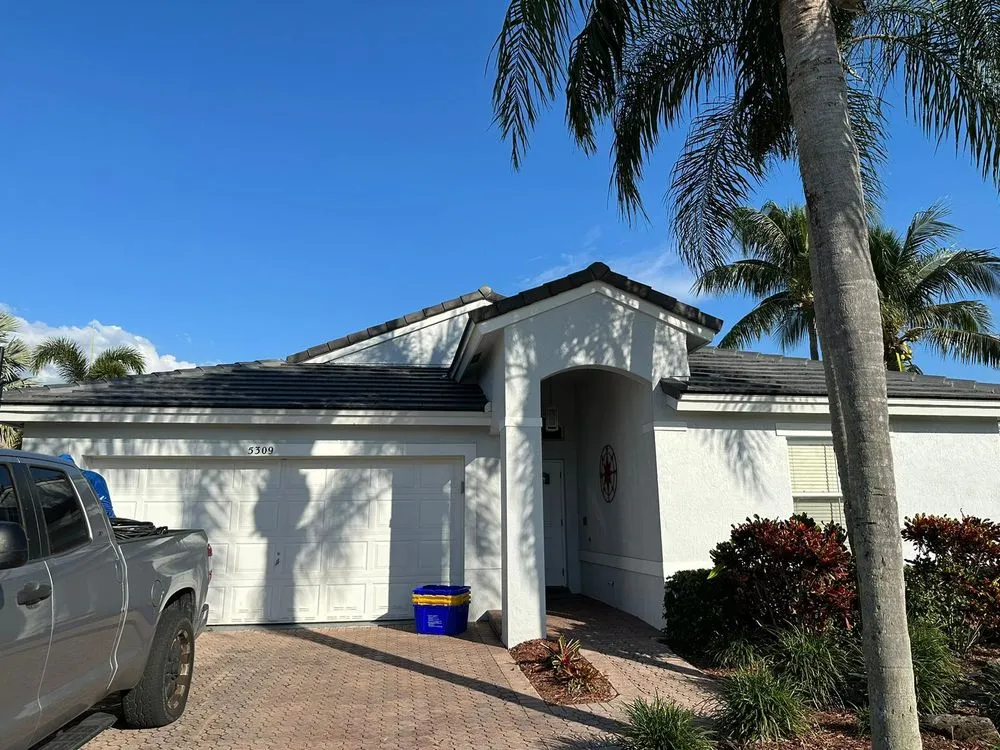 Slide of Local Roofing Pro