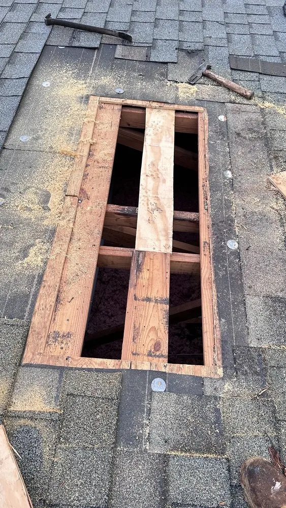 Slide of Local Roofing Pro