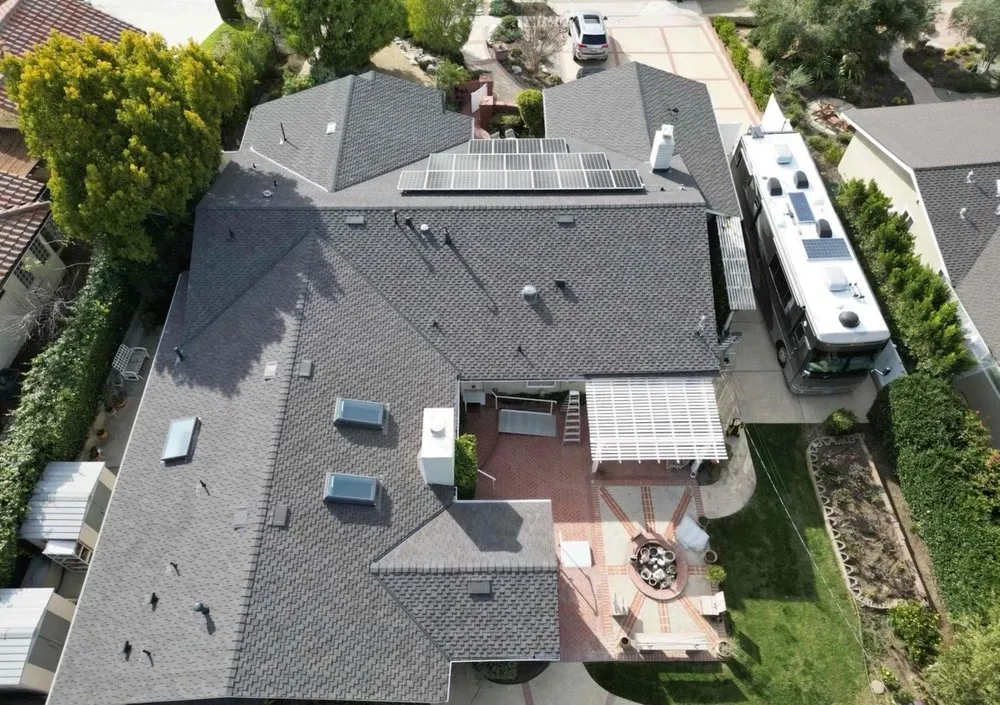 Licensed roof repair in Newbury Park, CA by LocalRoofs