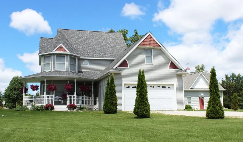 Slide of Lockhart Roofing
