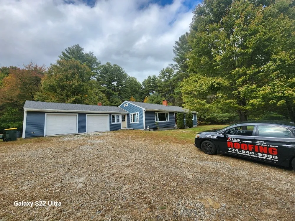 Slide of Loja General Construction