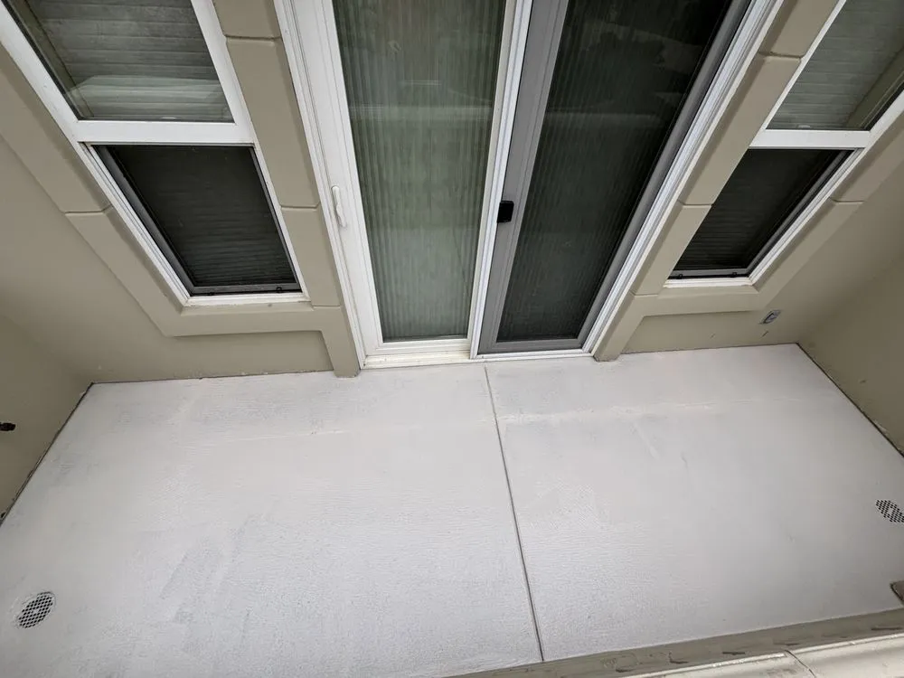 Slide of Loma Blanca Roofing