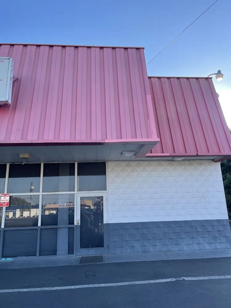 Slide of Loma Blanca Roofing