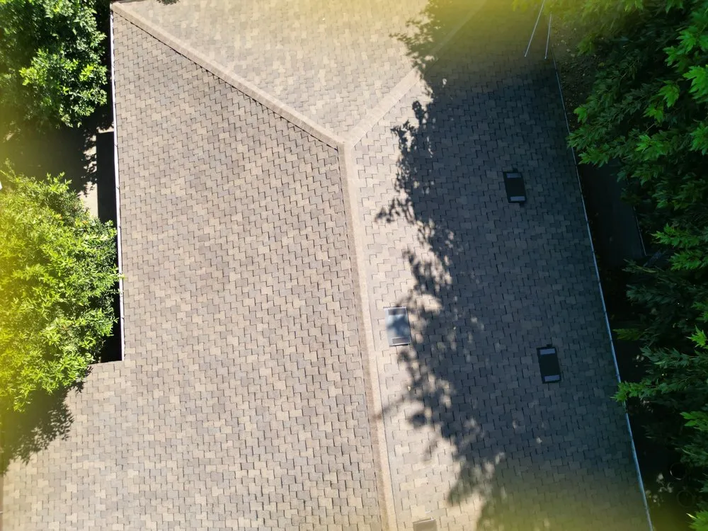 Slide of Loma Blanca Roofing