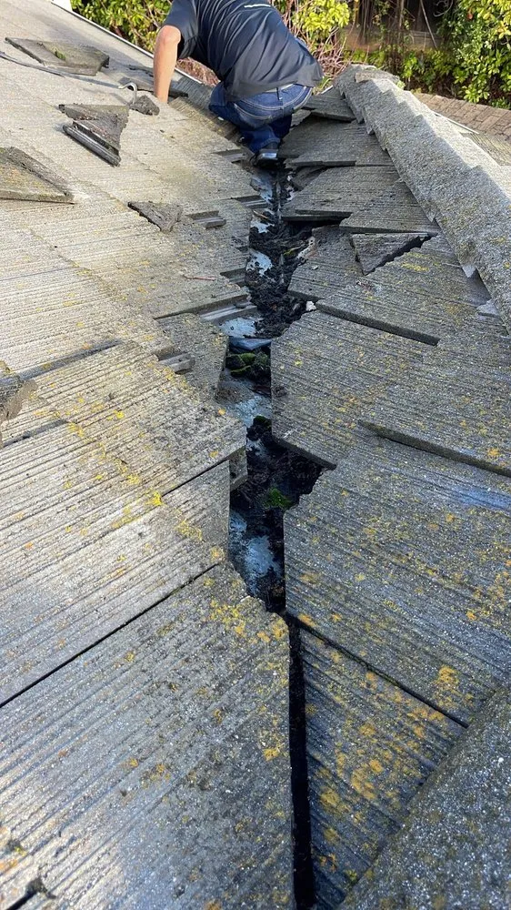 Slide of Lomeli Roofing