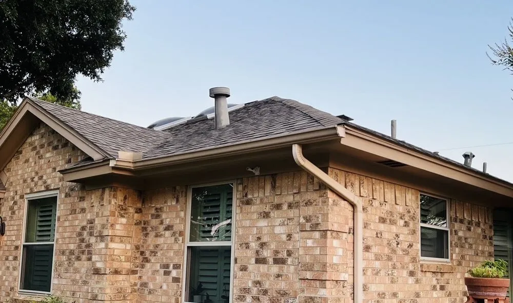 Slide of Lon Smith Roofing & Construction