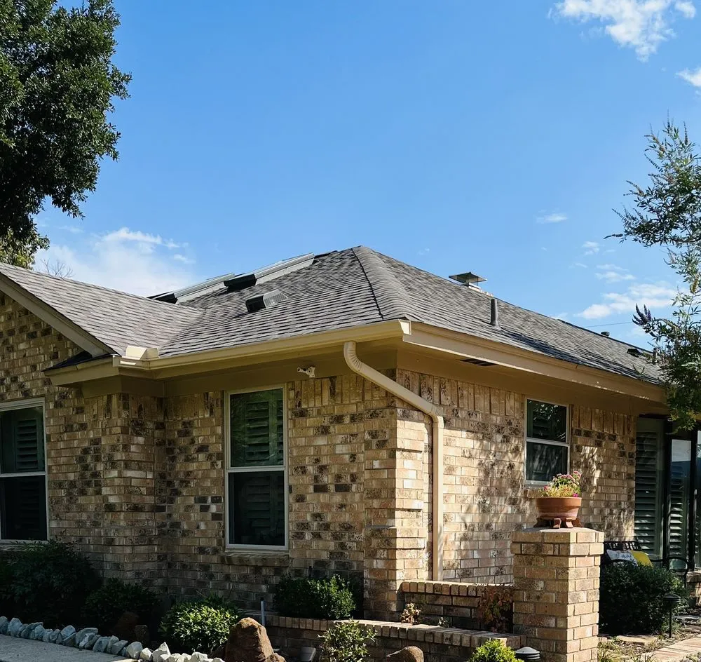 Slide of Lon Smith Roofing & Construction