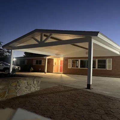 Lone Star Contracting Logo