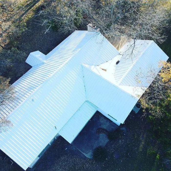 Slide of Lone Star Roofs and Construction