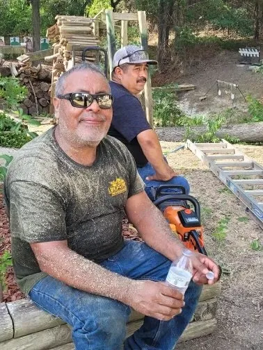 Slide of Lone Star Tree & Roofing Services