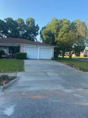 Slide of Lone Star Tree & Roofing Services