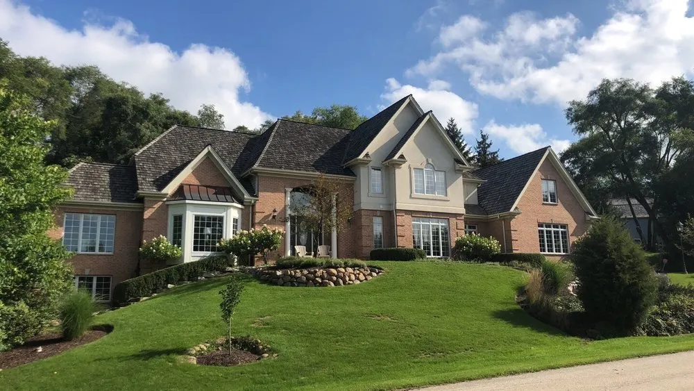 Slide of Lone Wolf Construction