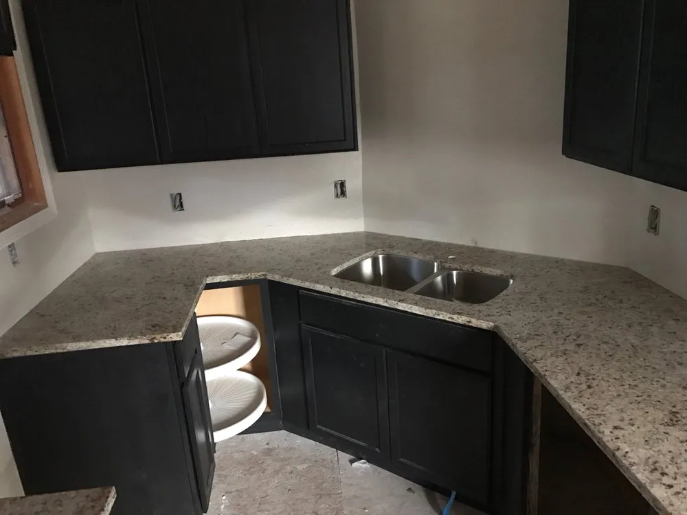 Slide of Lonestar Contracting