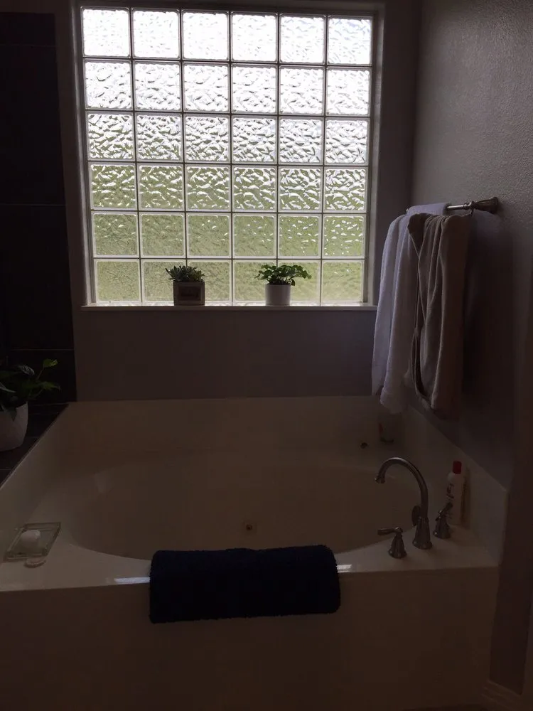 Slide of Lonestar Contracting