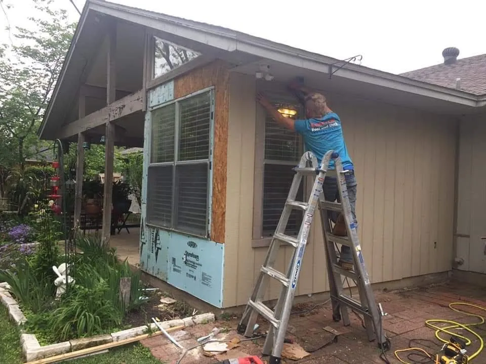 Emergency flat roof repair in Gordonville, TX by LoneStar Roofing Remodeling & Outdoor Living