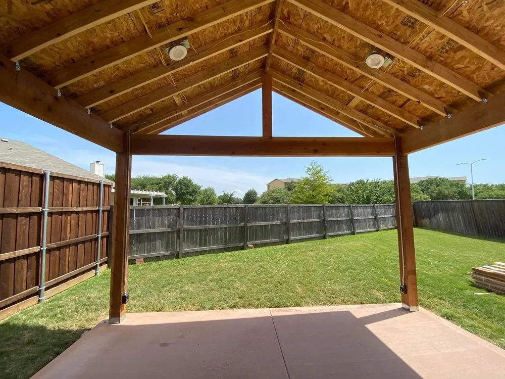 Slide of Longhorn Construction